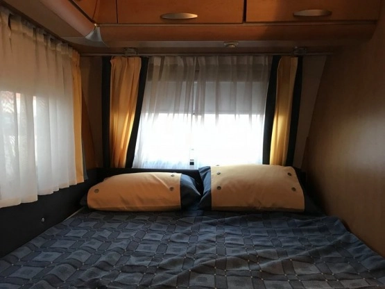                         KNAUS 500 Sudwind Z Markizą I Przedsionkiem - zdjęcie 20
                        