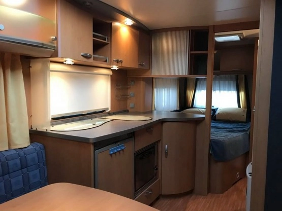                         KNAUS 500 Sudwind Z Markizą I Przedsionkiem - zdjęcie 29
                        