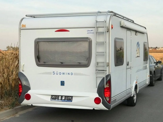                         KNAUS 500 Sudwind Z Markizą I Przedsionkiem - zdjęcie 6
                        