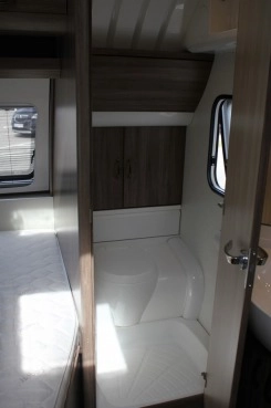                         Wynajmę przyczepę kempingową Hobby Deluxe 460 UFE 2016 rok 1500 kg DMC - zdjęcie 12
                        