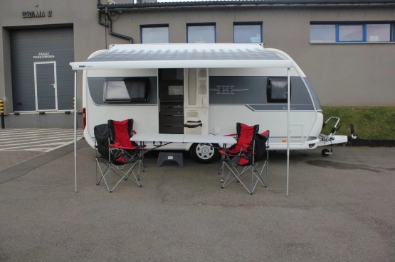                         Wynajmę przyczepę kempingową Hobby Deluxe 460 UFE 2016 rok 1500 kg DMC - zdjęcie 1
                        