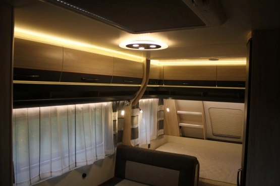                         Wynajmę przyczepę kempingową Hobby Deluxe 490 KMF 2016 rok 1400 kg DMC - zdjęcie 2
                        