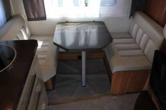                         Wynajmę przyczepę kempingową Hobby OnTour 490 SFF 2016 rok 1500 kg DMC - zdjęcie 3
                        