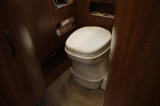                         Wynajmę przyczepę kempingową Hobby Excellent 540 WLU 2016 rok 1500 kg DMC - zdjęcie 10
                        