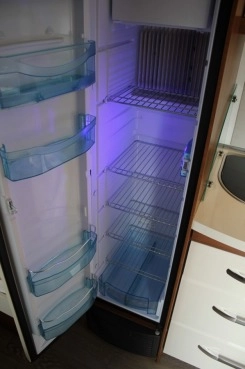                         Wynajmę przyczepę kempingową Hobby Excellent 540 WLU 2016 rok 1500 kg DMC - zdjęcie 15
                        