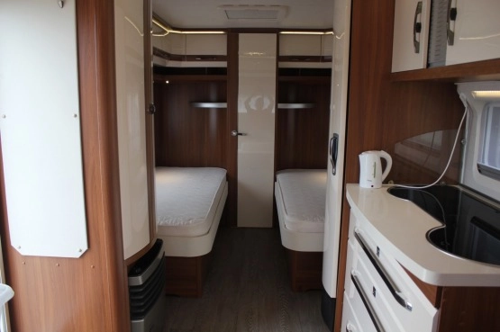                         Wynajmę przyczepę kempingową Hobby Excellent 540 WLU 2016 rok 1500 kg DMC - zdjęcie 5
                        