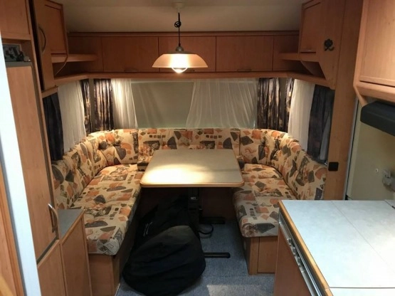                         KNAUS 495 TK SUDWIND z łóżkami piętrowymi, z dużą łazienką i z przedsionkiem - zdjęcie 13
                        