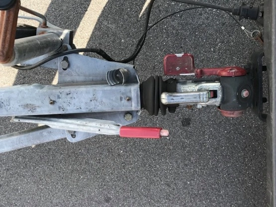                         KNAUS 495 TK SUDWIND z łóżkami piętrowymi, z dużą łazienką i z przedsionkiem - zdjęcie 31
                        