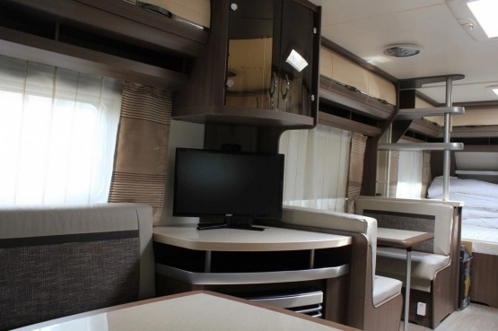                         Wynajmę przyczepę kempingową Hobby Prestige 650 UMFE 2017 rok 1900 kg DMC - zdjęcie 9
                        