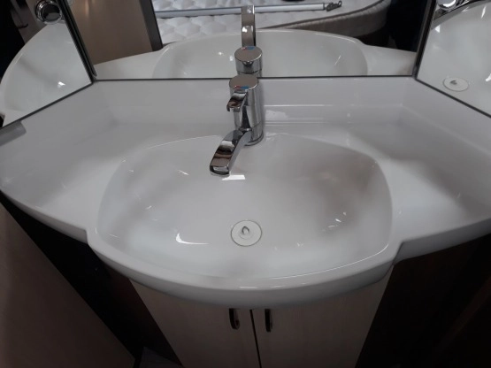                         Wynajmę przyczepę kempingową Hobby Prestige 650 UMFE 2017 rok 1900 kg DMC - zdjęcie 7
                        