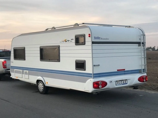                         Hobby 560 KMFE z dużym przedsionkiem i z gwarancją. 2001 r. - zdjęcie 13
                        