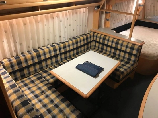                         Hobby 560 KMFE z dużym przedsionkiem i z gwarancją. 2001 r. - zdjęcie 14
                        