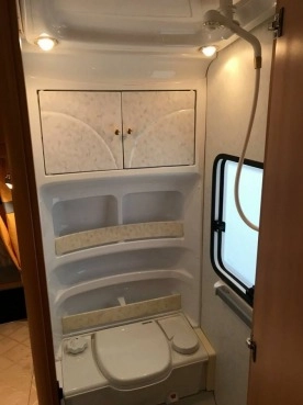                         Hobby 560 KMFE z dużym przedsionkiem i z gwarancją. 2001 r. - zdjęcie 20
                        