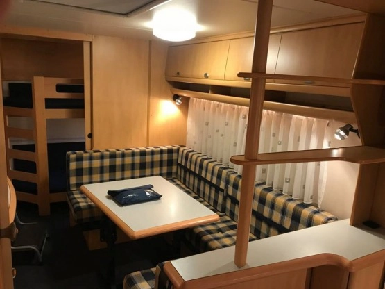                         Hobby 560 KMFE z dużym przedsionkiem i z gwarancją. 2001 r. - zdjęcie 22
                        