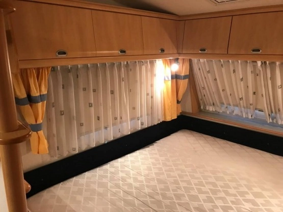                         Hobby 560 KMFE z dużym przedsionkiem i z gwarancją. 2001 r. - zdjęcie 6
                        