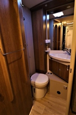                         Dethleffs Trend 7057 I DBM - zdjęcie 2
                        