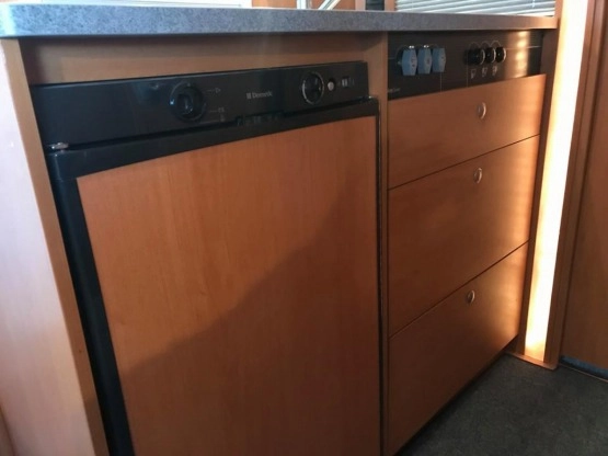                         Dethleffs Camper Lifestyle 510 TK Z Przedsionkiem - zdjęcie 30
                        