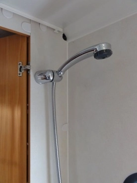                         Adria ADORA 512 UP z MOVEREM i z przedsionkiem Isabella Commodore, rocznik 2007 - zdjęcie 30
                        