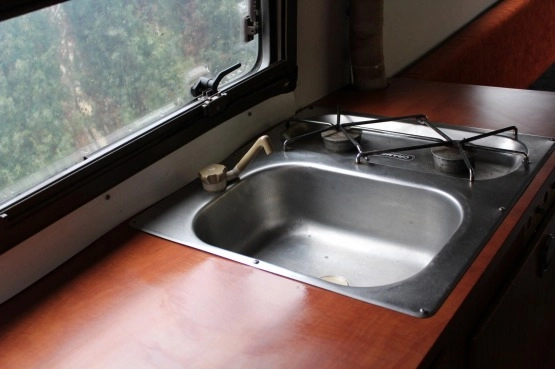                         Mercedes 207 D - zdjęcie 12
                        