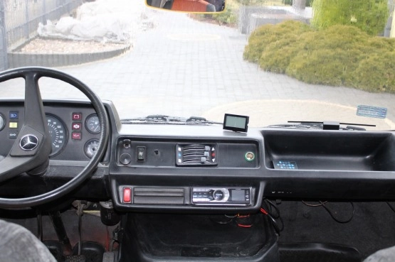                         Mercedes 207 D - zdjęcie 7
                        
