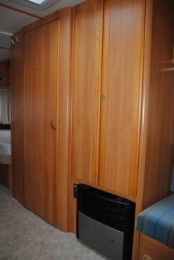                         FENDT 510 Bogate wyposażenie! WC! Zarejestrowana! Przedsionek! TANIO! - zdjęcie 3
                        