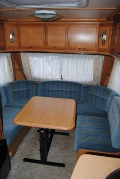                         FENDT 510 Bogate wyposażenie! WC! Zarejestrowana! Przedsionek! TANIO! - zdjęcie 6
                        