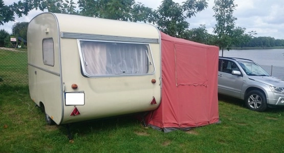                         Kemping Szrot Przedsionek do przyczepy zabytkowej Okazja!! - zdjęcie 6
                        