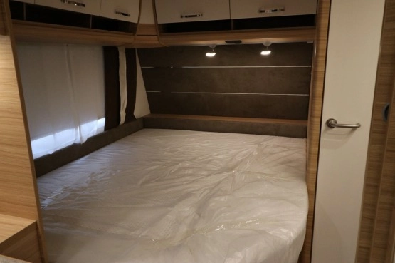                         Dethleffs Camper 560 FMK model 2018 - zdjęcie 16
                        