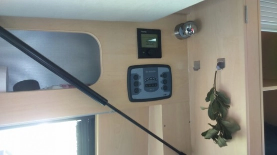                         Fiat Ducato kamper 2,3 - zdjęcie 4
                        