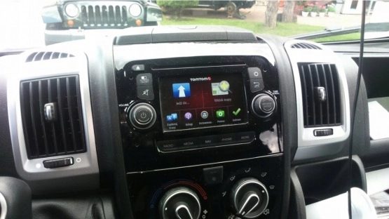                         Fiat Ducato kamper 2,3 - zdjęcie 8
                        