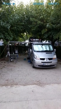                         Sprzedam Renault Trafic - zdjęcie 2
                        