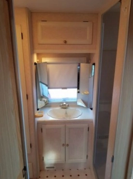                         Przyczepa kempingowa 2-3 osobowa Bailey - zdjęcie 4
                        