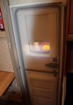                         Przyczepa kempingowa Abbey 2007 - zdjęcie 10
                        