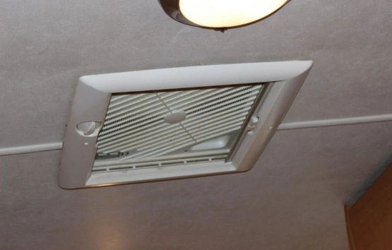                         Przyczepa kempingowa Abbey 2007 - zdjęcie 14
                        