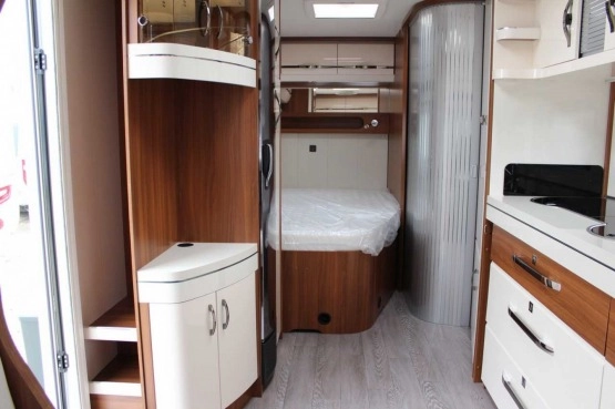                         Przyczepa HOBBY EXCELLENT 540 FU - zdjęcie 2
                        