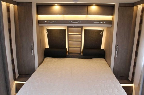                         Przyczepa DETHLEFFS EXCLUSIV 760 DR - zdjęcie 15
                        