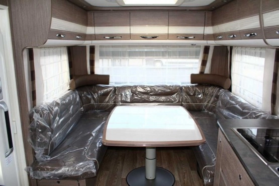                         Przyczepa DETHLEFFS EXCLUSIV 760 DR - zdjęcie 7
                        