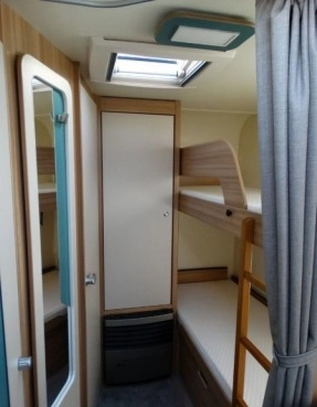                         Przyczepa Weinsberg 560 QDK - zdjęcie 16
                        