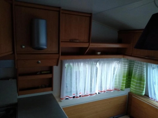                         Knaus Sudwind 1998r 1300 dmc - zdjęcie 2
                        