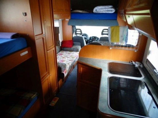                         Kamper Adria Adriatic 670 DK 2.8 HDI - zdjęcie 4
                        