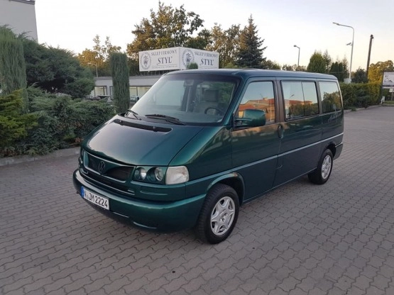                         Vw Multivan 2.5 TDI, 102 KM, 5 cylindrów, klima, webasto, lodówka - zdjęcie 1
                        