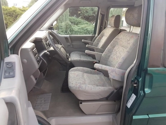                         Vw Multivan 2.5 TDI, 102 KM, 5 cylindrów, klima, webasto, lodówka - zdjęcie 5
                        