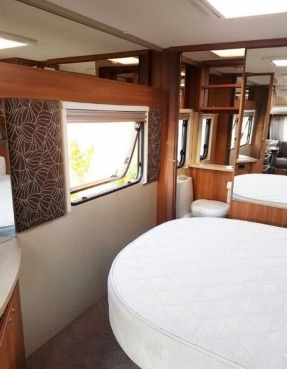                         DBM Swift Challenger 580, 2014 rok - zdjęcie 8
                        