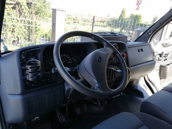                         Kamper Fiat Ducato - zdjęcie 8
                        