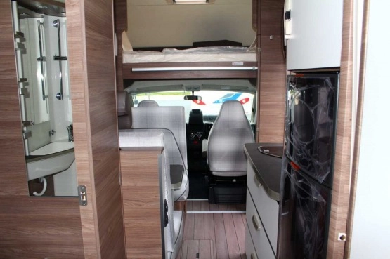                         KAMPER KNAUS L!VE TRAVELLER 650 DG FABRYCZNIE NOWY - zdjęcie 11
                        