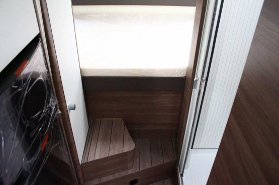                         KAMPER KNAUS L!VE TRAVELLER 650 DG FABRYCZNIE NOWY - zdjęcie 12
                        