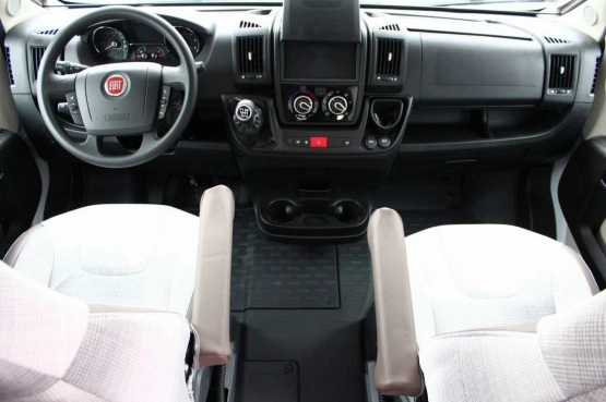                         KAMPER KNAUS L!VE TRAVELLER 650 DG FABRYCZNIE NOWY - zdjęcie 22
                        