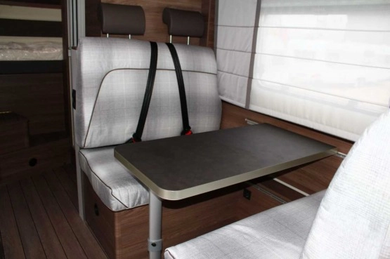                         KAMPER KNAUS L!VE TRAVELLER 650 DG FABRYCZNIE NOWY - zdjęcie 2
                        