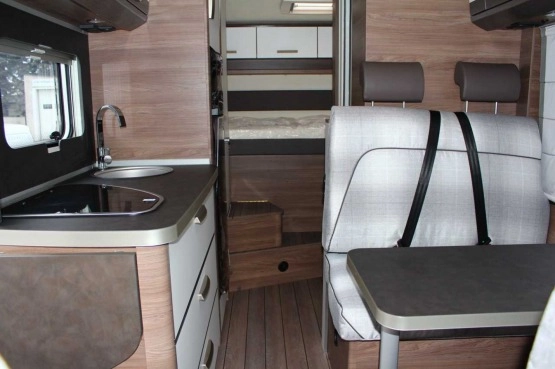                         KAMPER KNAUS L!VE TRAVELLER 650 DG FABRYCZNIE NOWY - zdjęcie 4
                        