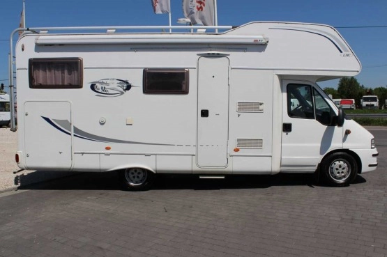                         KAMPER LMC LIBERTY  ROK PRODUKCJI 2005 - zdjęcie 13
                        